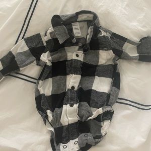 Carter’s Flannel w Snaps 18m